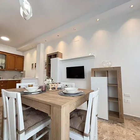 Ginevra 4 - Apartment Pineto